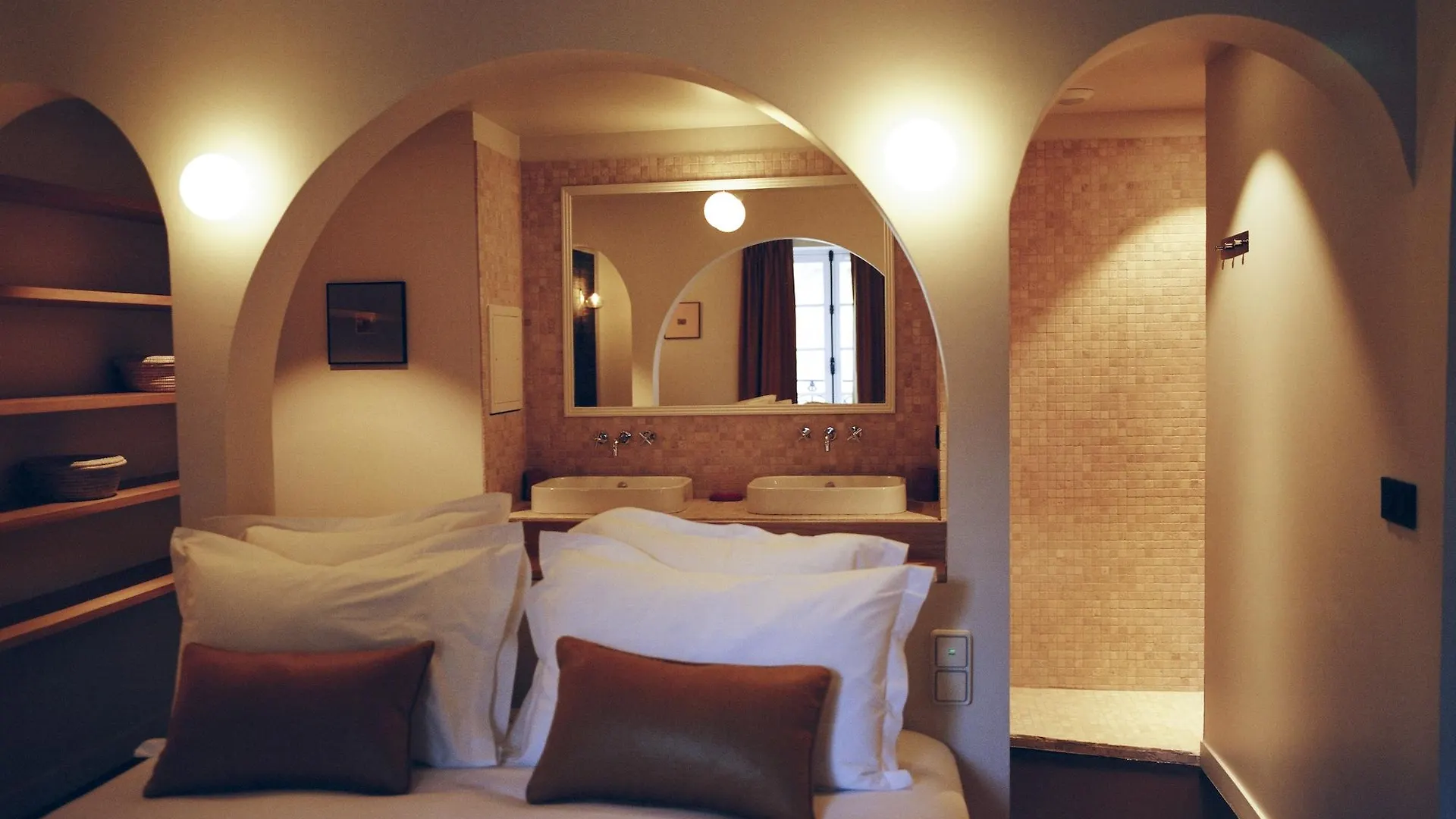 Hotel Habituel Paris